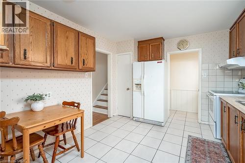 652 Ardleigh Crescent, Burlington, ON - Indoor Photo Showing Kitchen