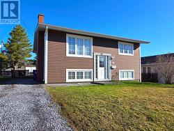 33 Glenhaven Boulevard Corner Brook, NL A2H 4P7