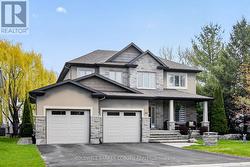 211 JENSEN COURT Ottawa, ON K0A 1L0