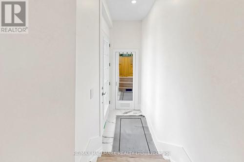 11 Johnson Road, Aurora, ON - Indoor Photo Showing Other Room