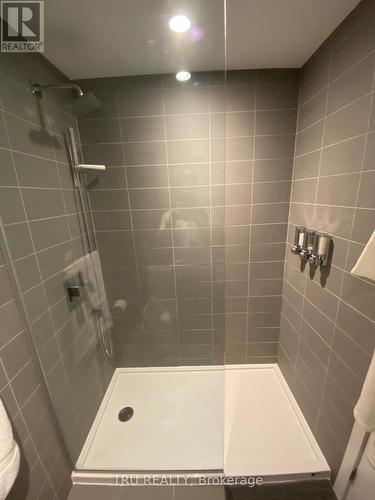 1605 - 199 Slater Street, Ottawa, ON - Indoor Photo Showing Bathroom