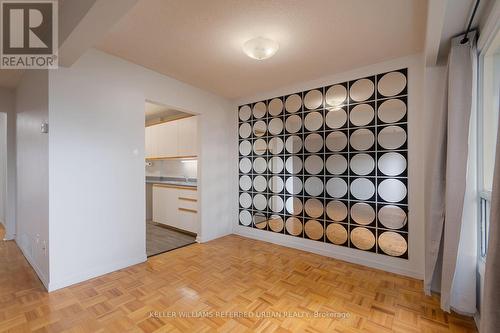 37 - 11 Plaisance Road, Richmond Hill, ON - Indoor
