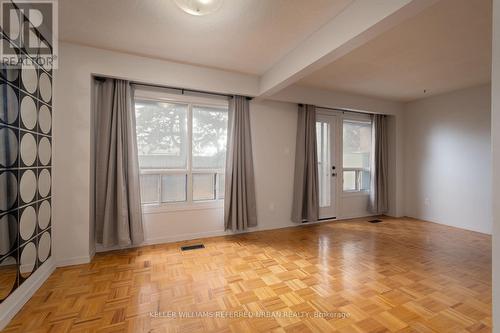 37 - 11 Plaisance Road, Richmond Hill, ON - Indoor Photo Showing Other Room