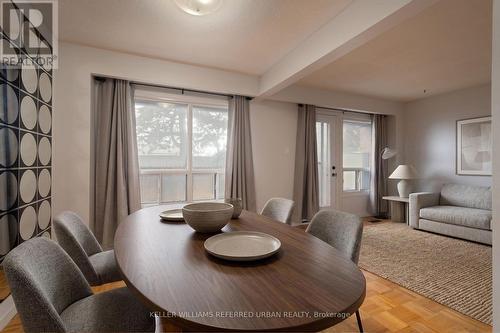 37 - 11 Plaisance Road, Richmond Hill, ON - Indoor