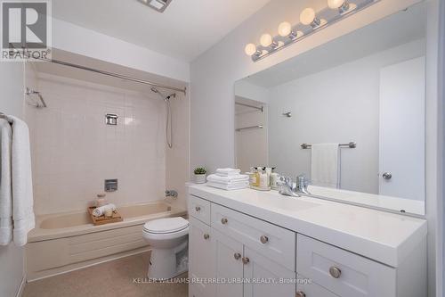 37 - 11 Plaisance Road, Richmond Hill, ON - Indoor Photo Showing Bathroom