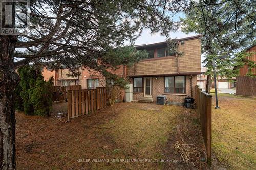 37 - 11 Plaisance Road, Richmond Hill, ON - Outdoor