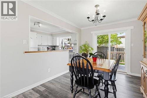 118 Napoli Drive, Hamilton, ON - Indoor Photo Showing Dining Room