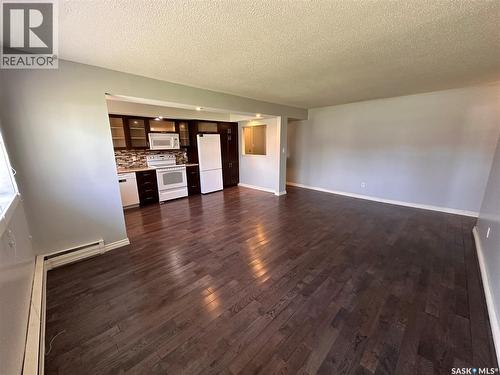 26 42 Spence Street, Regina, SK - Indoor