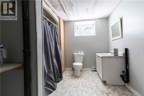 25 Station St, Blackville, NB - Indoor Photo Showing Bathroom