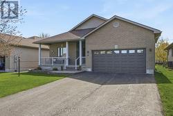 35 MAPLEHURST CRESCENT  Prince Edward County (Wellington Ward), ON K0K 3L0