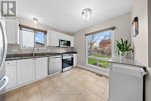 1122 St Germain Crescent, Ottawa, ON - Indoor Photo Showing Kitchen