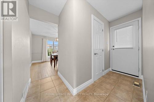 1122 St Germain Crescent, Ottawa, ON - Indoor Photo Showing Other Room