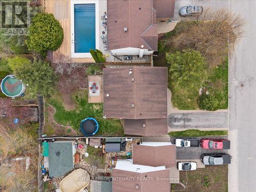 1122 St Germain Crescent, Ottawa, ON - Outdoor
