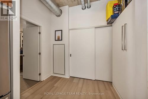 905 - 360 Mcleod Street, Ottawa, ON - Indoor Photo Showing Other Room