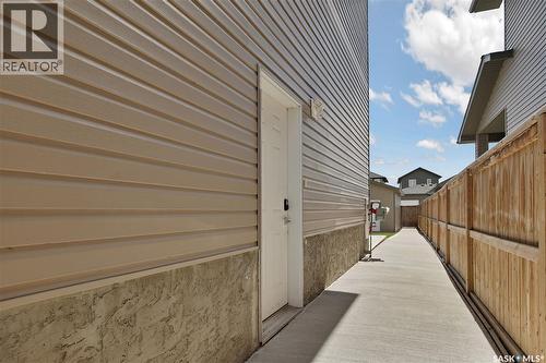 923 Kloppenburg Crescent, Saskatoon, SK - Outdoor With Exterior