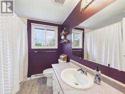 Second level 4-piece bathroom - 