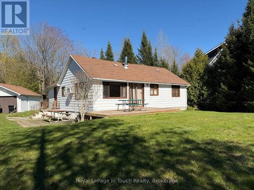 43 Winterset Avenue, Tiny, ON - Outdoor