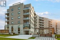 204 - 144 WATSON ROAD N  Guelph, ON N1E 0S4