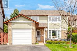 18 WOLVERTON CRESCENT Brampton, ON L6S 3L1