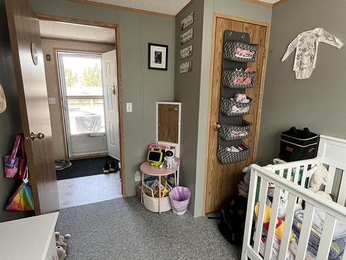 7 Short Forest Drive, Ear Falls, ON - Indoor Photo Showing Other Room