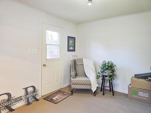 327 Calvert Rd., Murillo, ON - Indoor Photo Showing Other Room