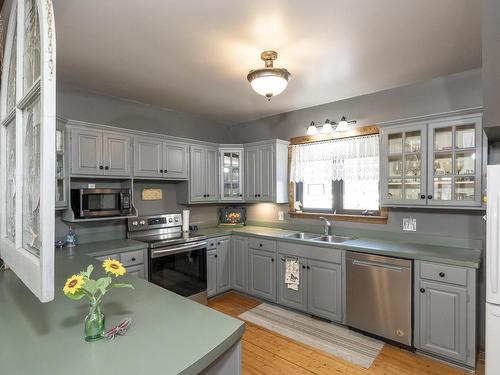 327 Calvert Rd., Murillo, ON - Indoor Photo Showing Kitchen With Double Sink