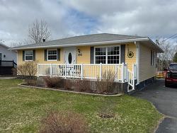 106 Main Street Eastport, NL A0G 1Z0