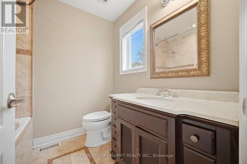 12 Pioneer Drive, Mississauga, ON - Indoor Photo Showing Bathroom