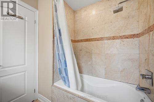 12 Pioneer Drive, Mississauga, ON - Indoor Photo Showing Bathroom