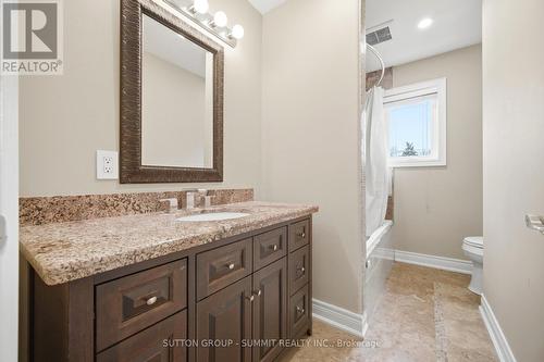 12 Pioneer Drive, Mississauga, ON - Indoor Photo Showing Bathroom
