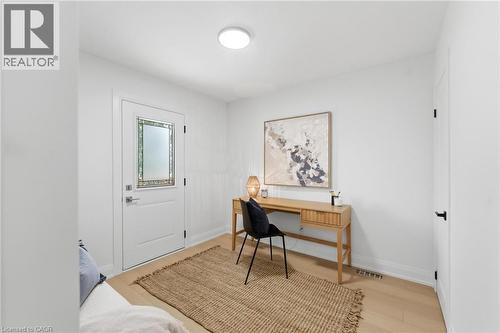 374 East 13Th Street, Hamilton, ON - Indoor Photo Showing Office