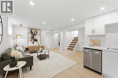 374 East 13Th Street, Hamilton, ON - Indoor