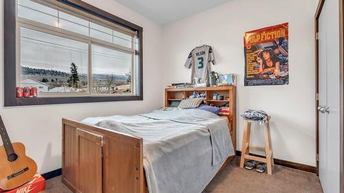102-653 Papineau Street, Penticton, BC - Indoor Photo Showing Bedroom