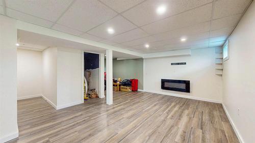 704 23Rd Avenue, Cranbrook, BC - Indoor Photo Showing Other Room