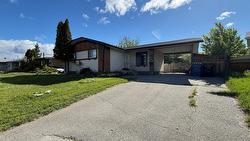 704 23rd Avenue Cranbrook, BC V1C 5L2