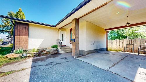704 23Rd Avenue, Cranbrook, BC - Outdoor