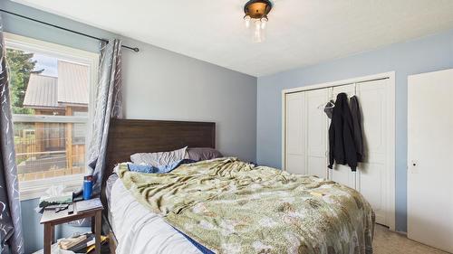 2345 Dewolfe Avenue, Kimberley, BC - Indoor Photo Showing Bedroom