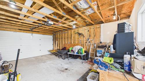 2345 Dewolfe Avenue, Kimberley, BC - Indoor Photo Showing Garage