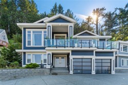 5013 Laguna Way  Nanaimo, BC V9T 5L6