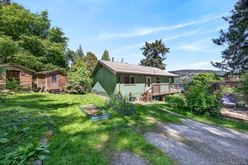 206 Roland Rd, Salt Spring, BC 