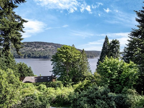 206 Roland Rd, Salt Spring, BC 