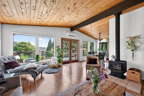 206 Roland Rd, Salt Spring, BC 