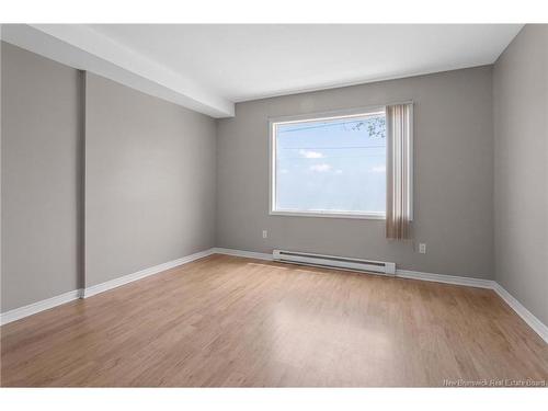 9 Mansfield, Moncton, NB 