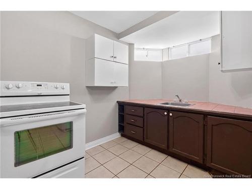 9 Mansfield, Moncton, NB 