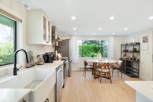 1055 Trillium Rd, Langford, BC 
