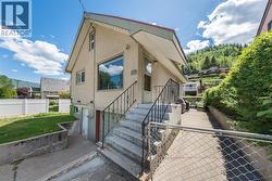 128 Haig Street Warfield, BC V1R 2L9