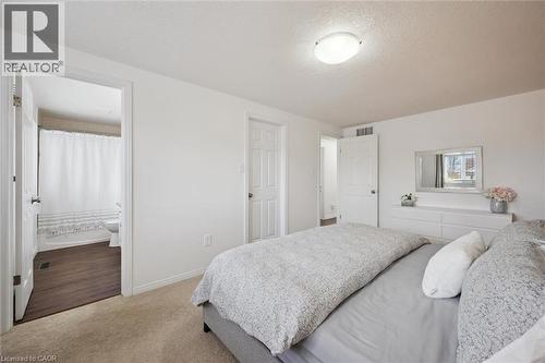 31 Tisdale Court, Kitchener, ON - Indoor Photo Showing Bedroom