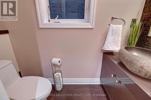 310 Leitch Landing, Milton, ON - Indoor Photo Showing Bathroom