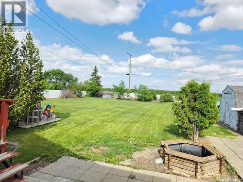111 4Th Avenue N, Lucky Lake, SK 