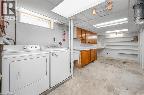 3 Tanager Court, Hamilton, ON - Indoor Photo Showing Laundry Room
